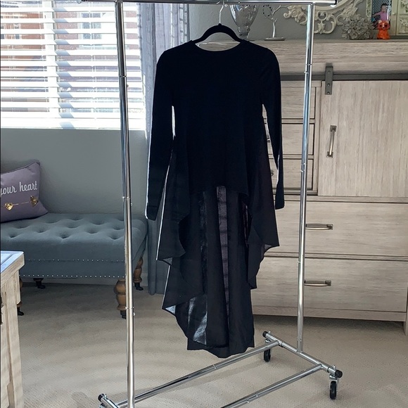 💕1 L left 💕 Black Flare High Low Top💕 - Picture 4 of 6